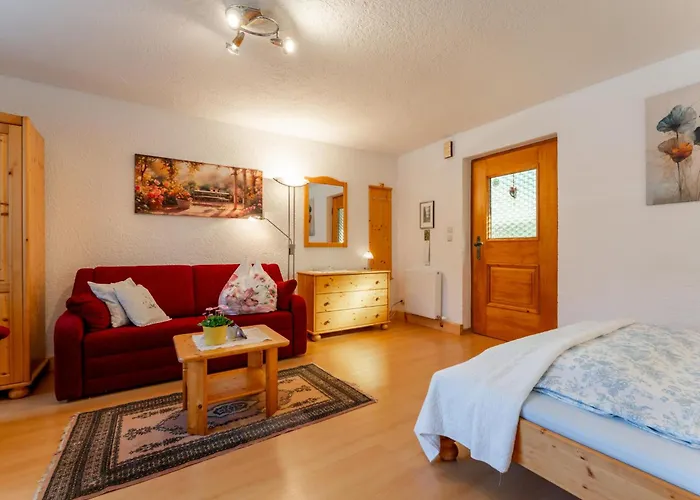 Maria レオガング